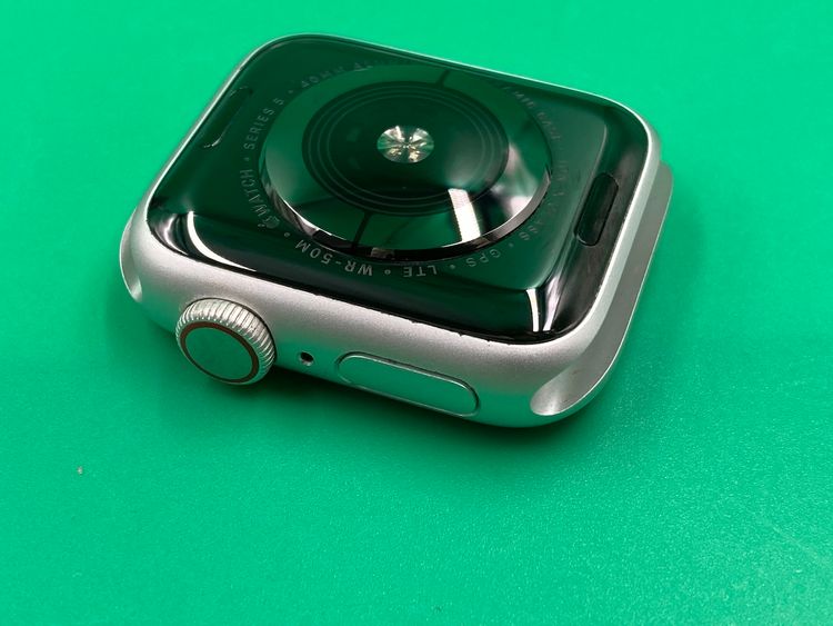 Apple Watch Series 5 GPS+Cellularǥ 40mm 32GB