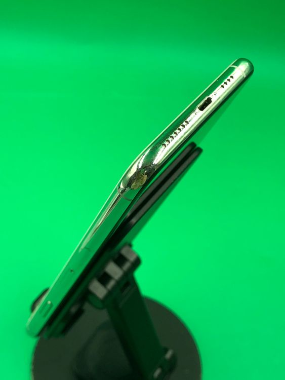 ���Хåƥ꡼���� iPhone 11 Pro Max 512GB SIM�ե꡼ docomo ��
