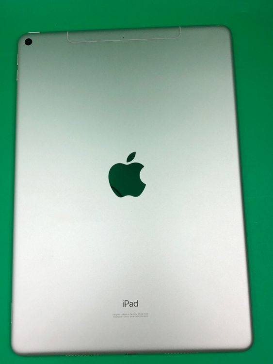 ������iPad Air ��3���� Wi-Fi+Cellular 64GB docomo ��
