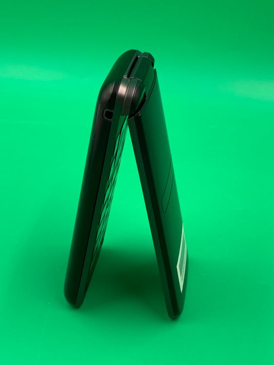 �����礤���� GRATINA KYF39 4GB �֥�å� SIM�ե꡼ KDDI ��