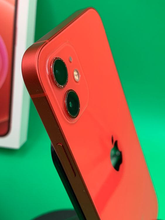 ���Хåƥ꡼���� iPhone 12 64GB ��å�  ��������100% docomo ��