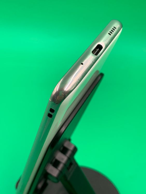 ���Хåƥ꡼���� Galaxy A21 64GB �ۥ磻�� SIM�ե꡼ docomo ��