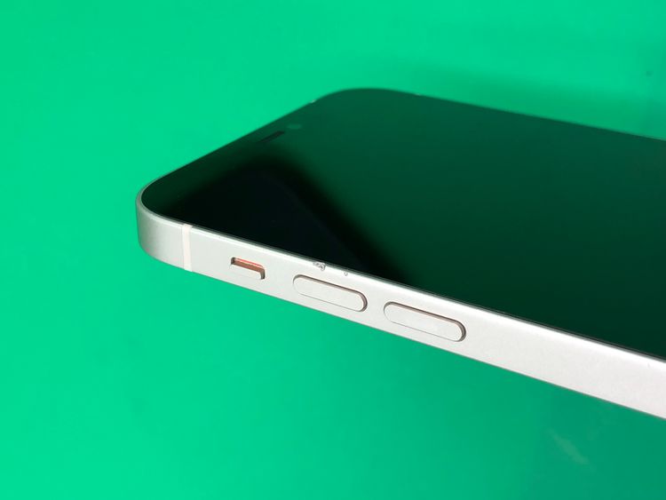 ���ѥͥ롦�Хåƥ꡼���� iPhone 12 128GB SIM�ե꡼ ��������100%