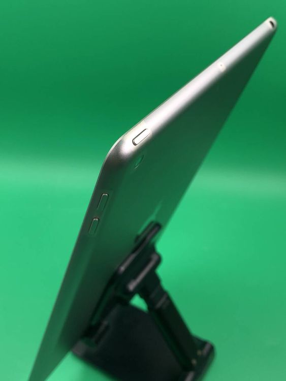 ���� iPad ��6���� Wi-Fi 128GB ���ڡ������쥤 ��������79%