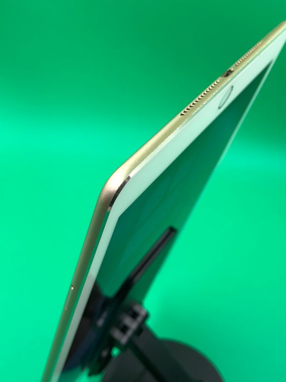 �����礤���� iPad Air ��2���� Wi-Fi+Cellular 32GB docomo ��