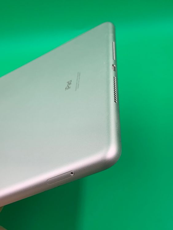 ������ iPad ��9���� Wi-Fi+Cellular 64GB SIM�ե꡼ au �� H2