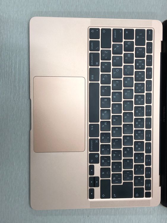 ������ MacBook Air 13����� M1 8GB 256GB ��������90% A2337