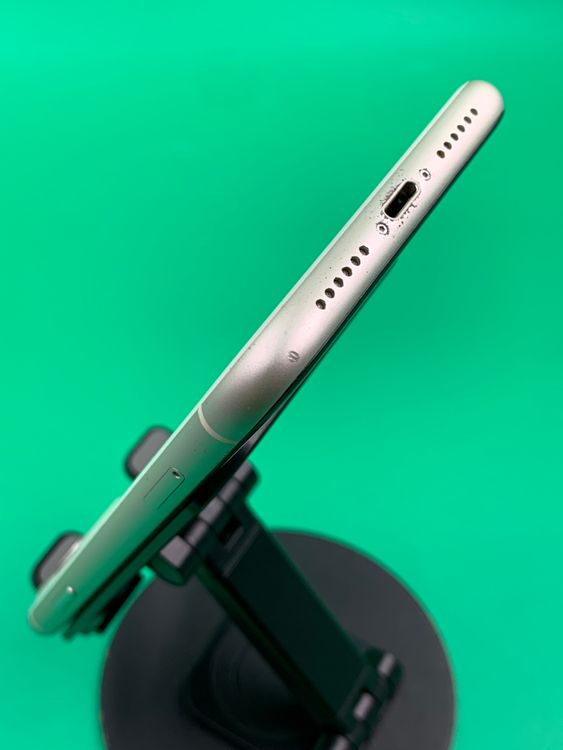 �����礤���� iPhone 11 128GB SIM�ե꡼ ��������99% docomo ��
