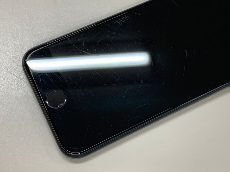 ����� iPhone SE ��2���� 64GB SIM�ե꡼ ��������83% docomo ��