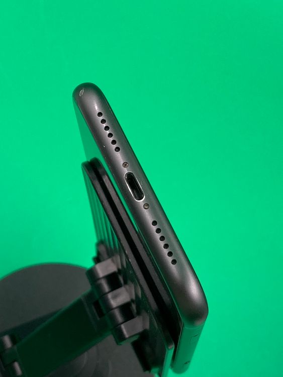 ���Хåƥ꡼���� iPhone 11 128GB �֥�å� SoftBank ��