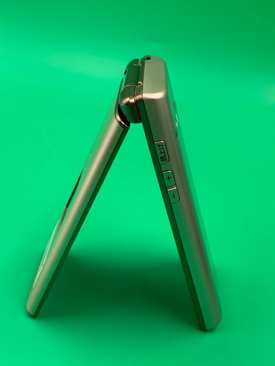 �����礤���� ���󤿤󥱡����� KYF38 4GB ������� KDDI ��