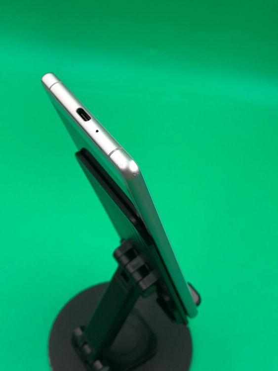 ������ Xperia XZ2 64GB SIM�ե꡼ ���������ɹ�  docomo ��