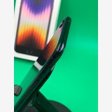 ���Хåƥ꡼���� iPhone SE ��3���� 64GB SIM�ե꡼ au �� �ߥåɥʥ���
