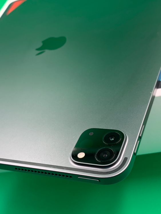 ������ iPad Pro 12.9����� ��4���� Wi-Fi 128GB ���ڡ������쥤