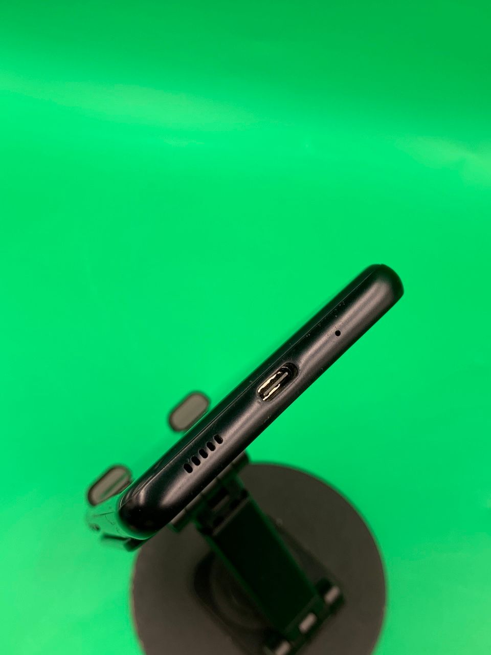 ムスビー｜☆激安 Galaxy A22 5G 64GB ブラック SIMフリー docomo