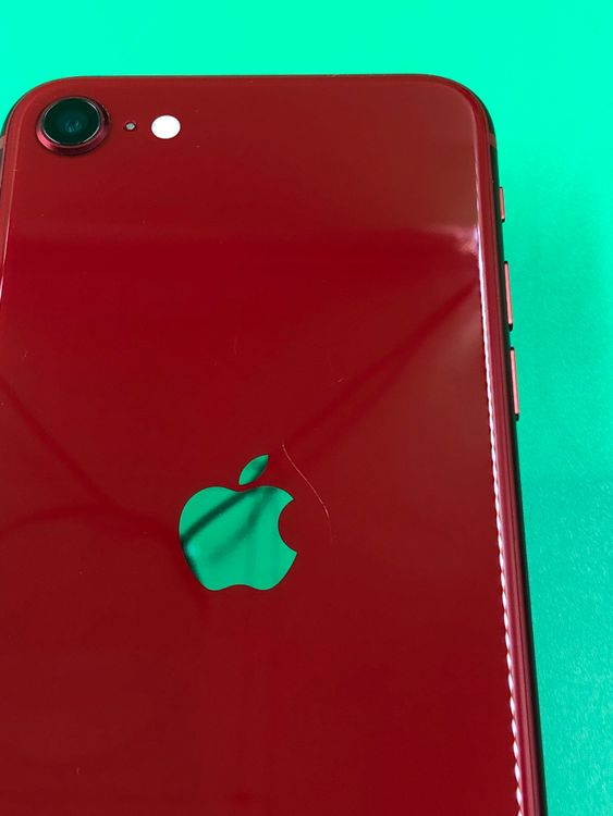 ���Хåƥ꡼���� iPhone SE ��3���� 128GB SIM�ե꡼ docomo ��