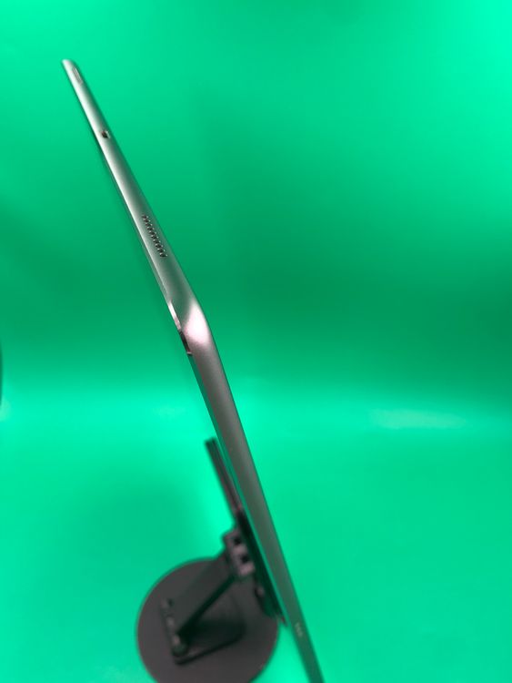 ������iPadPro 12.9����� ��2���� Wi-Fi+Cellular 64GB au�� H2