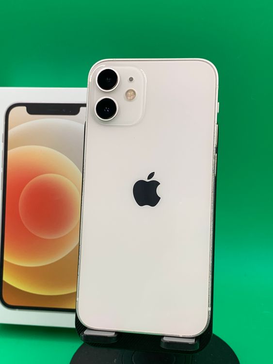 ���Хåƥ꡼���� iPhone 12 mini 128GB �ۥ磻�� docomo ��