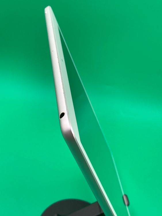  iPad 8 Wi-Fi 32GB С