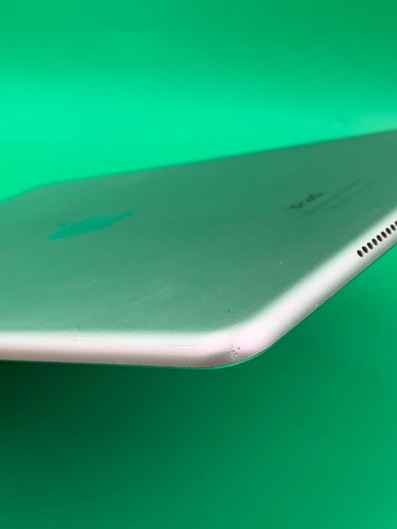 󥯡ƥ١å iPad Air 2 Wi-Fi 16GB