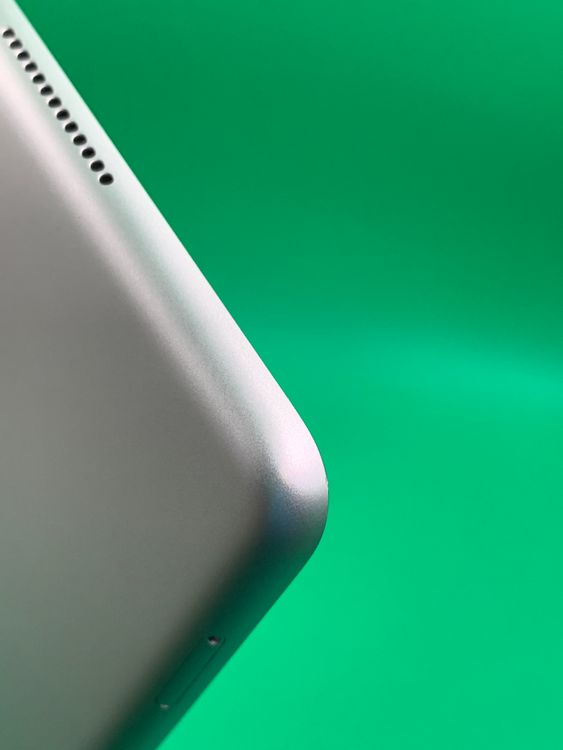 ������ iPad ��9���� Wi-Fi+Cellular 64GB SIM�ե꡼