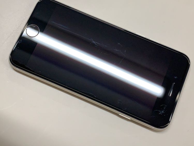 ����� iPhone SE ��3���� 128GB �������饤�� SIM�ե꡼