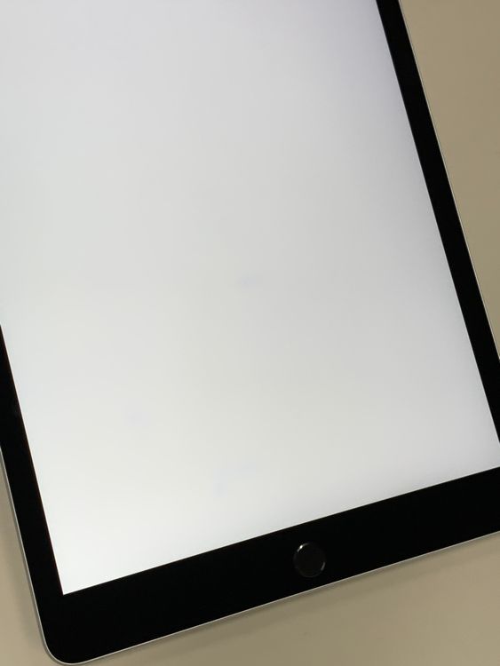 ������ iPad ��9���� Wi-Fi+Cellular 64GB SIM�ե꡼ ��������87%