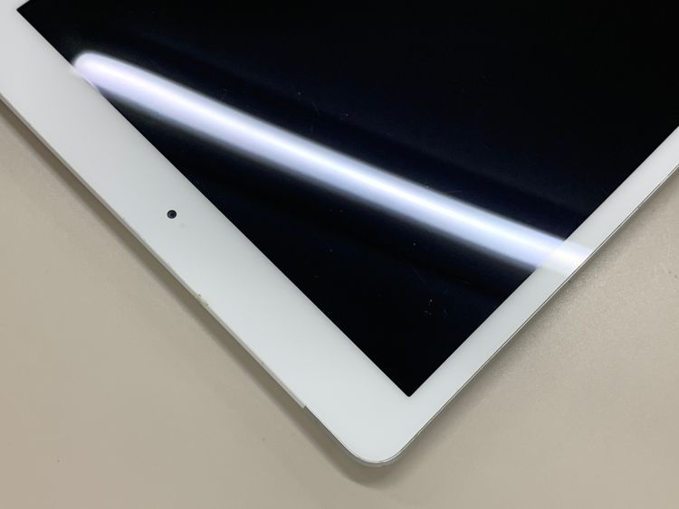 ����� iPad ��8���� Wi-Fi+Cellular 32GB ����С� docomo ��