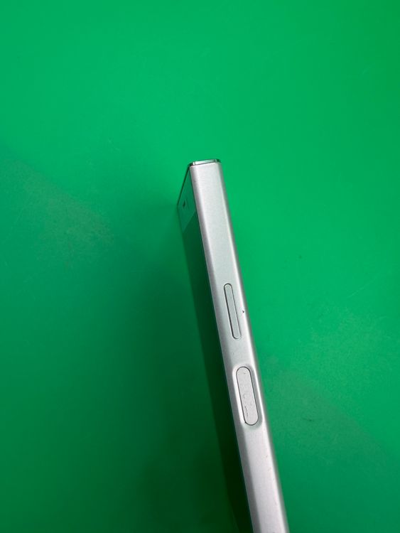 �����礤���� Xperia XZ1 Compact 32GB ����С� docomo ��