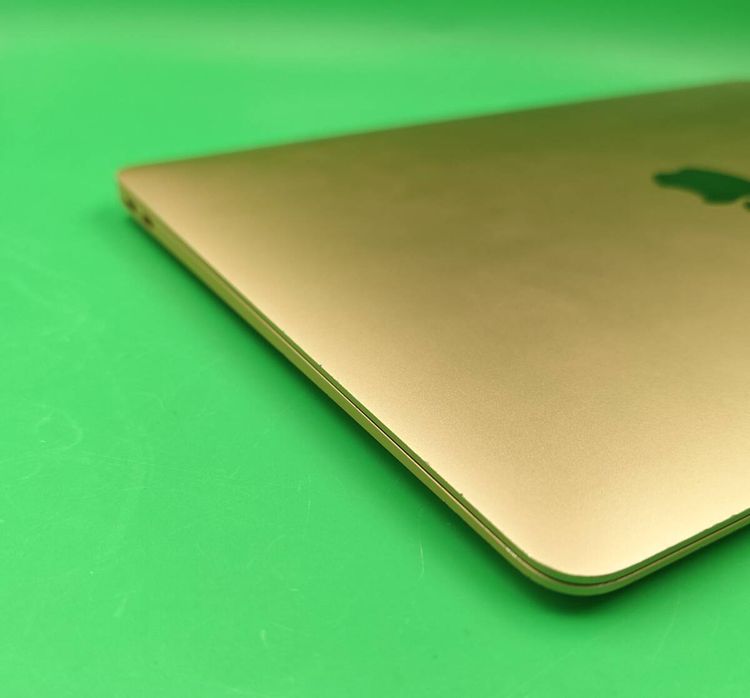 ��� MacBook Air Retina 13����� 2020 256GB ������� ������������
