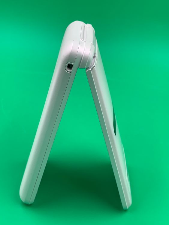 ������ GRATINA KYF42 8GB �ۥ磻�� SIM�ե꡼ KDDI ��