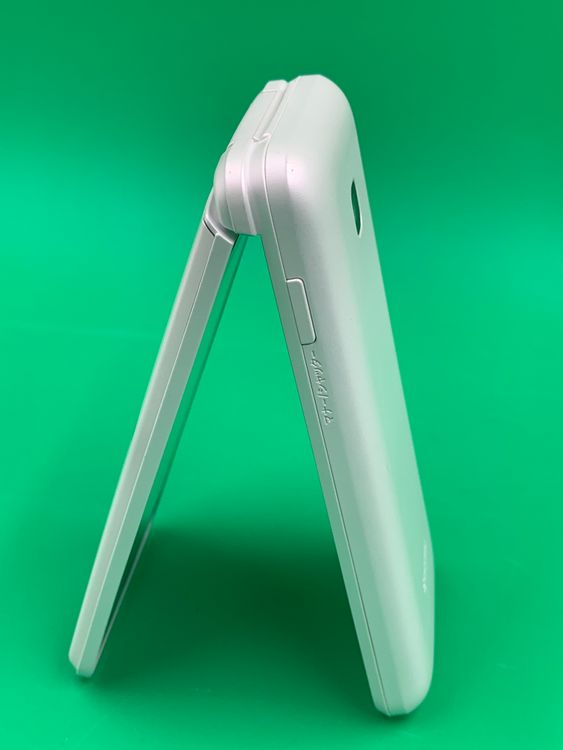 �����礤���� GRATINA KYF42 8GB �ۥ磻�� SIM�ե꡼ KDDI ��