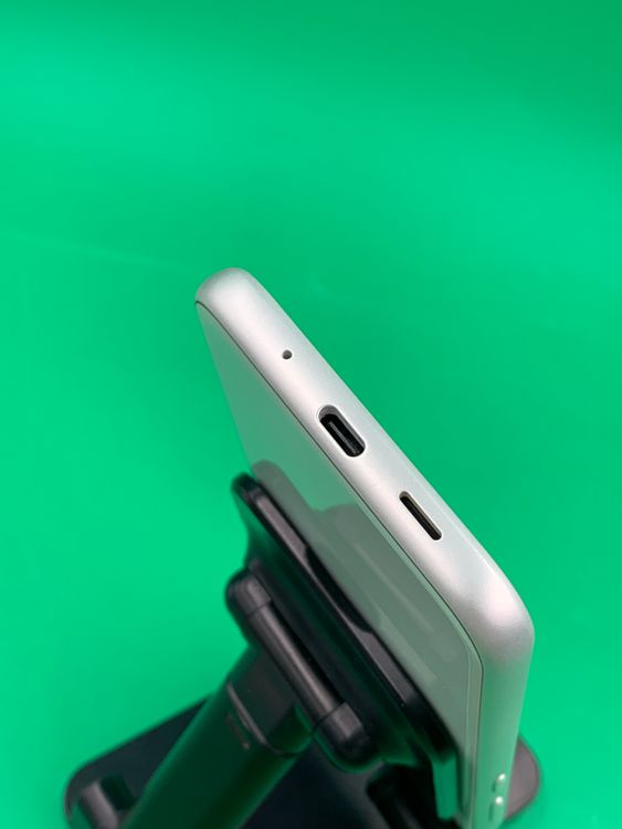 ������ GRATINA KYV48 32GB SIM�ե꡼ ���������ɹ� au ��
