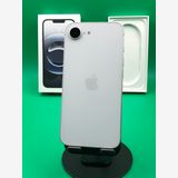 ������ iPhone 16e 128GB �ۥ磻�� SIM�ե꡼ ��������96%  docomo ��