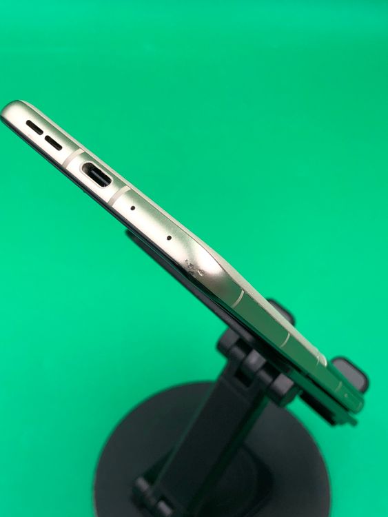 ����� motorola razr 50s 256GB SoftBank �֥����ݾ� ��