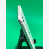 ������ iPhone SE ��2���� 64GB �ۥ磻�� Battery100% H3