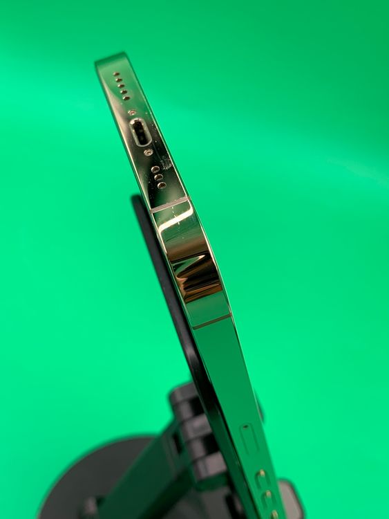 ������ iPhone 13 Pro 256GB ������� ��������100% docomo �� H2