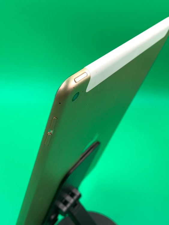 �����礤���� iPad Air ��2���� Wi-Fi+Cellular 32GB docomo ��