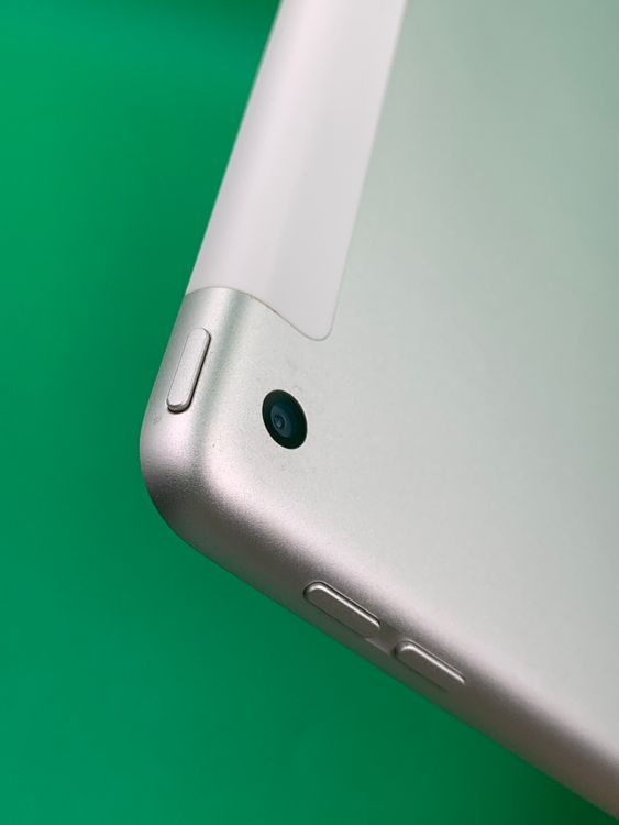 ������ iPad ��9���� Wi-Fi+Cellular 64GB SIM�ե꡼ au �� H2