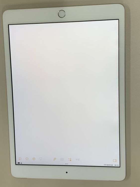 ������ iPad ��8���� Wi-Fi+Cellular 32GB ����С� H2