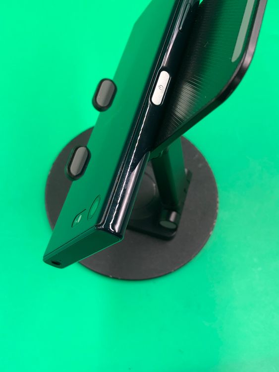 ����� Xperia X Compact 32GB �֥�å� SIM�ե꡼docomo ��