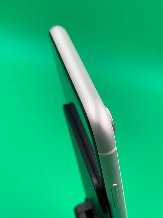  iPhone XR 64GB  SIMե꡼ 91% KDDI 