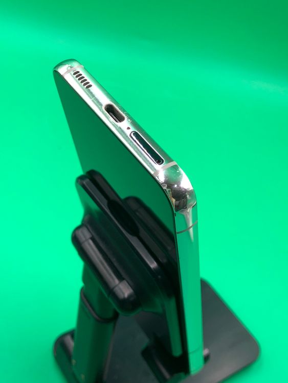 ����� Galaxy S22 256GB �ե���ȥ�ۥ磻�� SIM�ե꡼