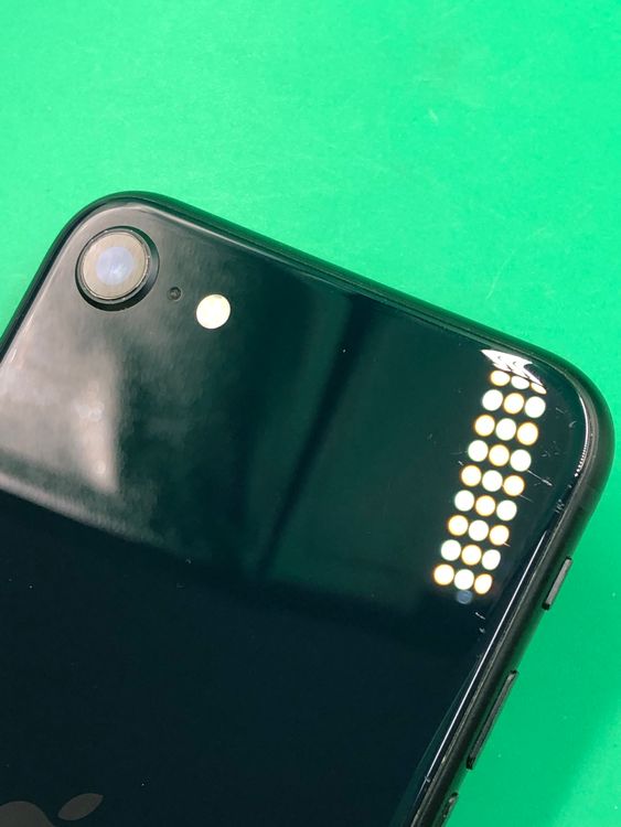 ���Хåƥ꡼���� iPhone SE ��3���� 256GB �ߥåɥʥ��� SIM�ե꡼