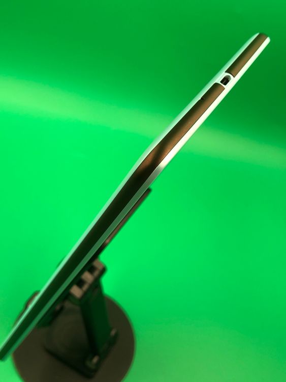 �����礤���� Qua tab QZ8 32GB �֥롼 SIM�ե꡼ au �� KYT32
