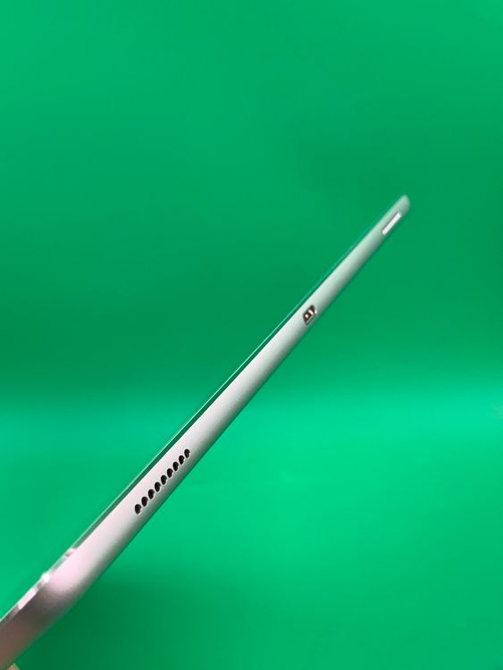 ���������� iPad Pro 12.9����� ��1���� Wi-Fi ����С�