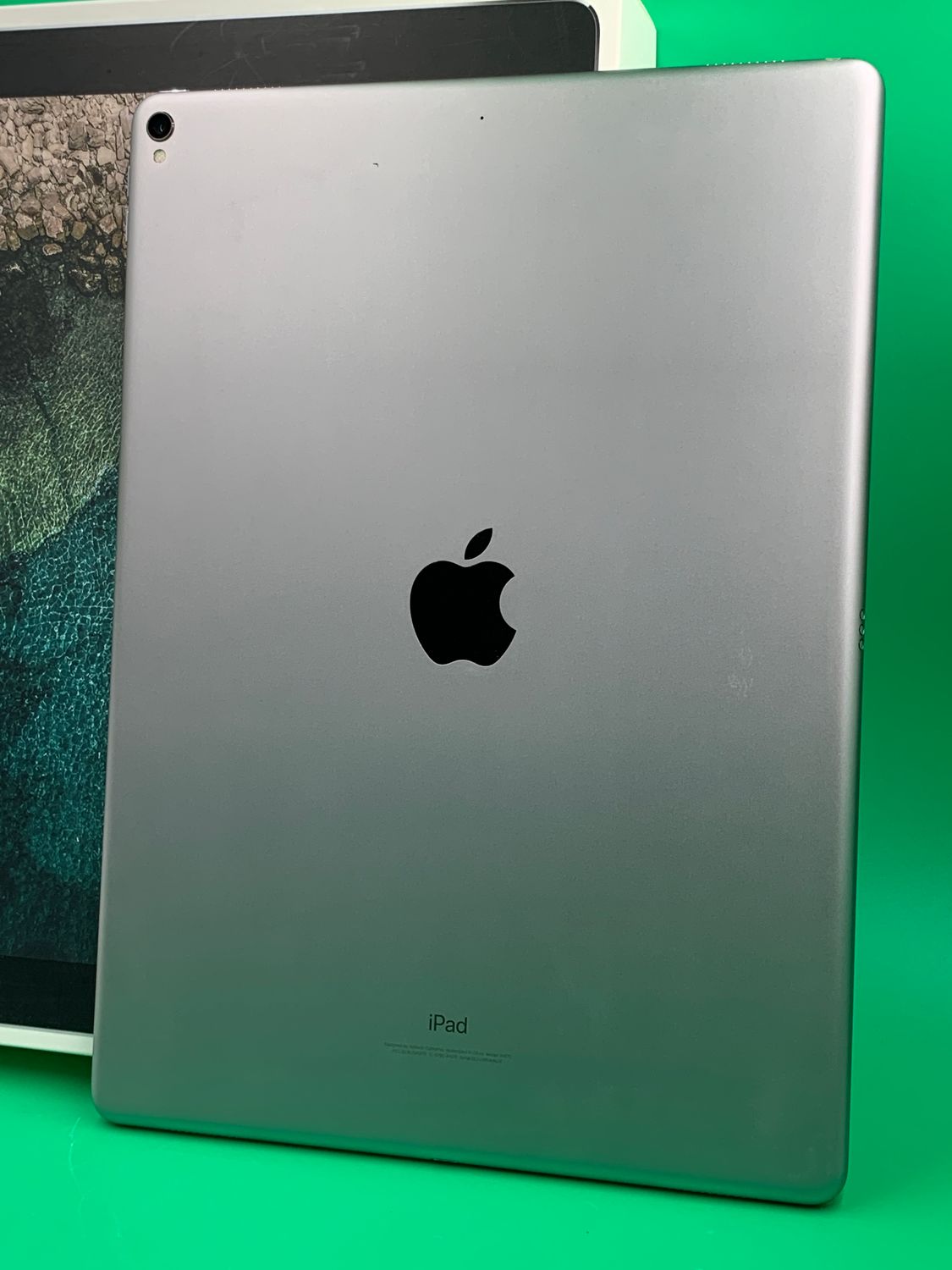 ムスビー｜☆美品 iPad Pro 12.9 第2世代 Wi-Fi 256GB スペースグレー 