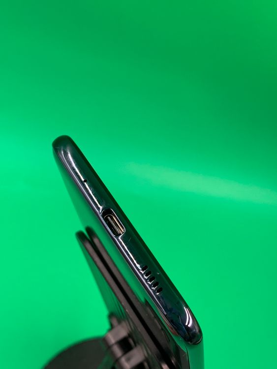 ���Хåƥ꡼���� Galaxy A30 64GB �֥�å� SIM�ե꡼  KDDI ��