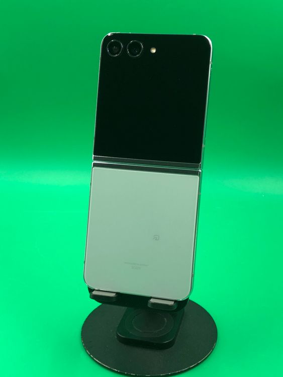 �����ʡ� ������ Galaxy Z Flip5 256GB ���������ɹ� SCG23 ���꡼��