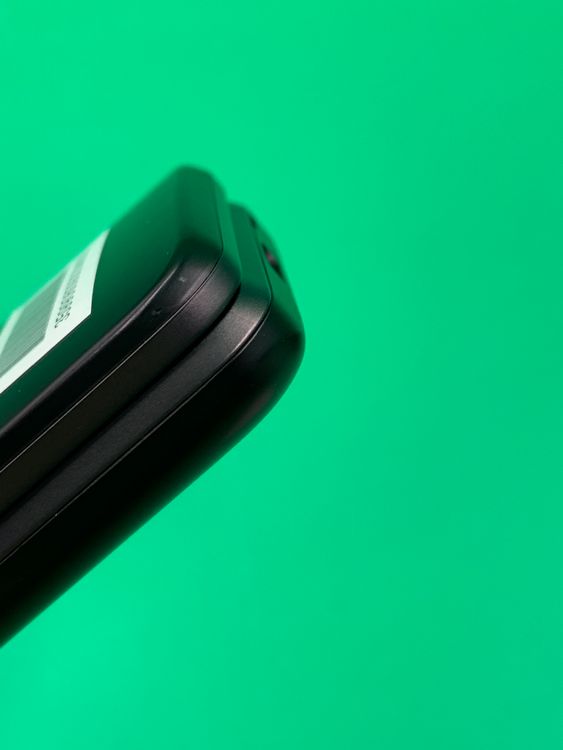 ������ GRATINA KYF39 4GB �֥�å� SIM�ե꡼ KDDI ��